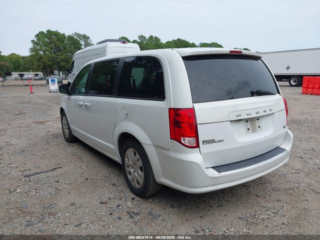 2018 DODGE GRAND CARAVAN SE 3