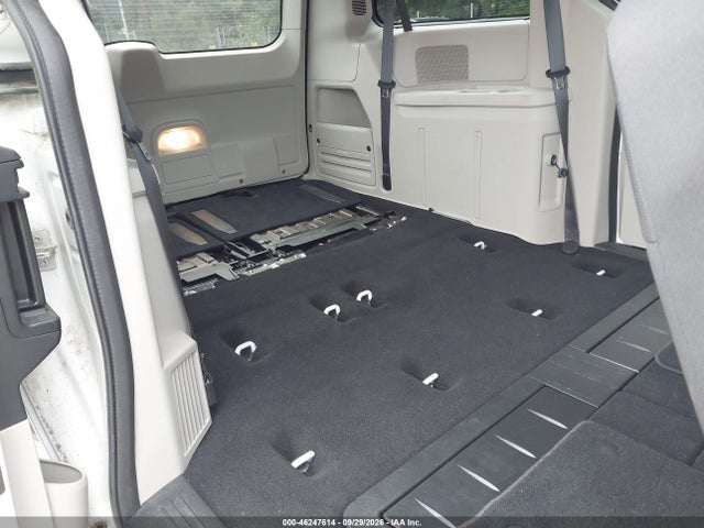 2018 DODGE GRAND CARAVAN SE 8