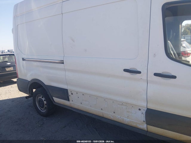 2021 FORD TRANSIT-250 17