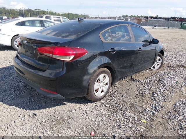 2017 KIA FORTE LX 4