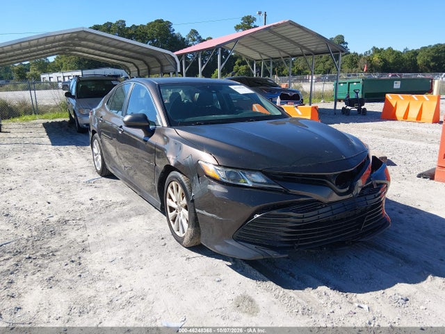 2018 TOYOTA CAMRY LE