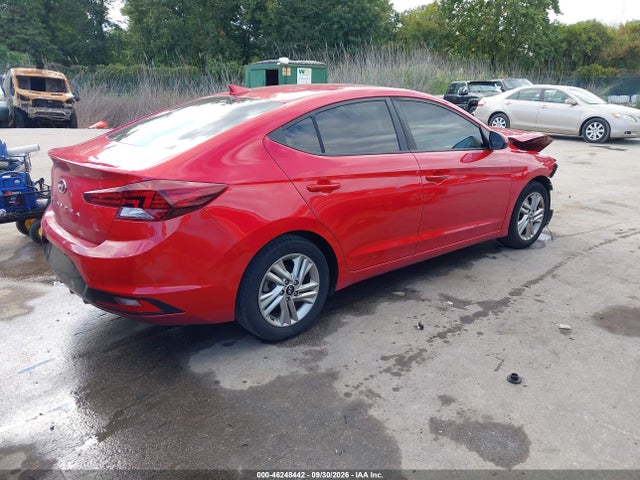 2020 HYUNDAI ELANTRA SEL 4