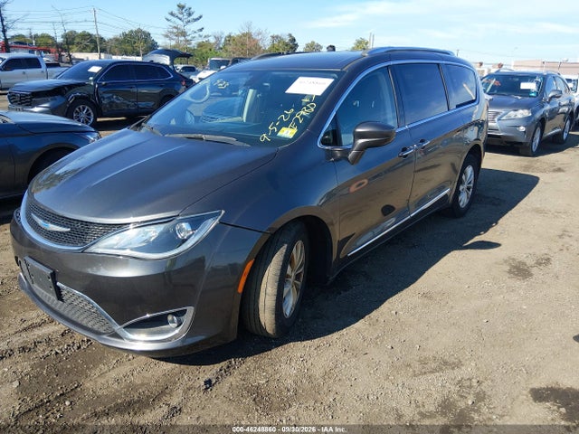 2018 CHRYSLER PACIFICA TOURING L 2