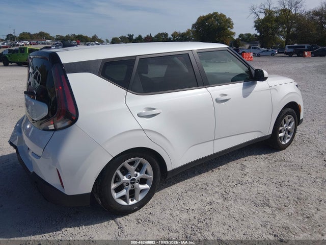 2023 KIA SOUL LX 4