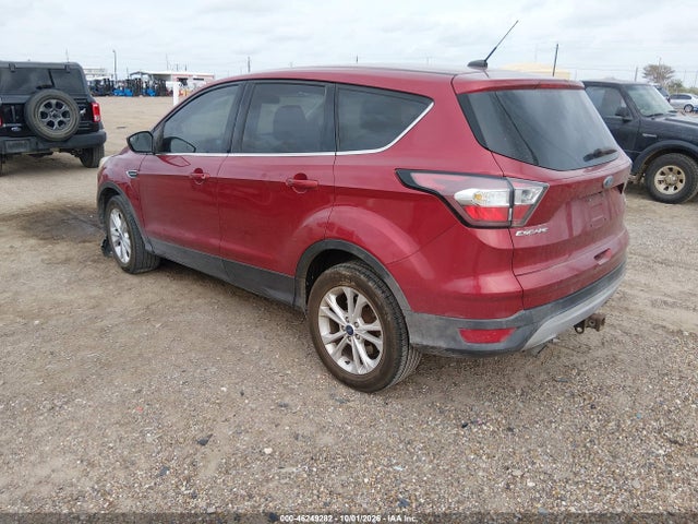 2017 FORD ESCAPE SE 3