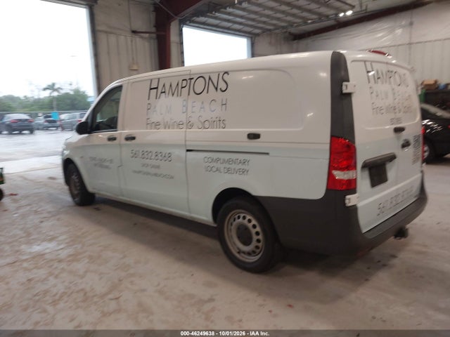 2022 MERCEDES-BENZ METRIS 3