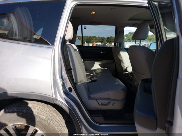 2018 HONDA PILOT EX-L 8