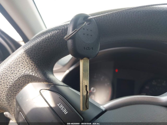 2022 KIA RIO LX 11