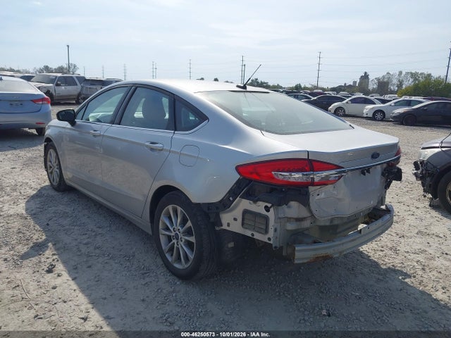 2017 FORD FUSION SE 3