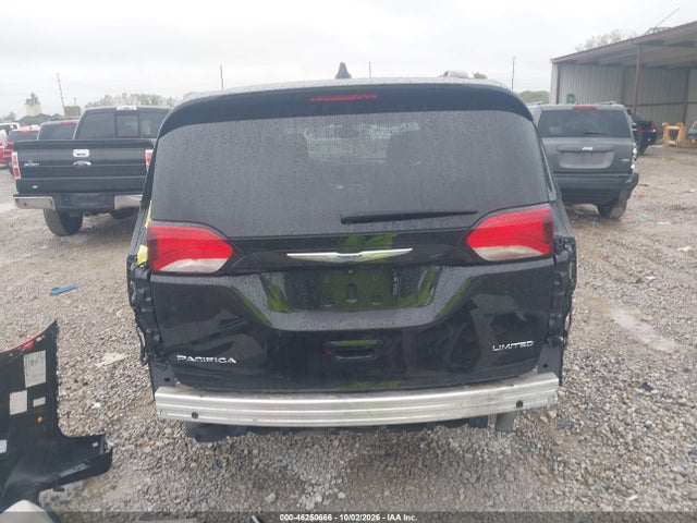 2018 CHRYSLER PACIFICA LIMITED 16
