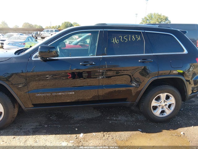 2017 JEEP GRAND CHEROKEE LAREDO 4X4 15