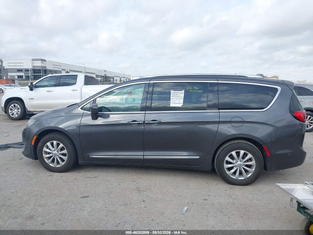 2018 CHRYSLER PACIFICA TOURING L 14