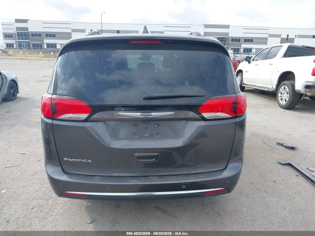 2018 CHRYSLER PACIFICA TOURING L 16