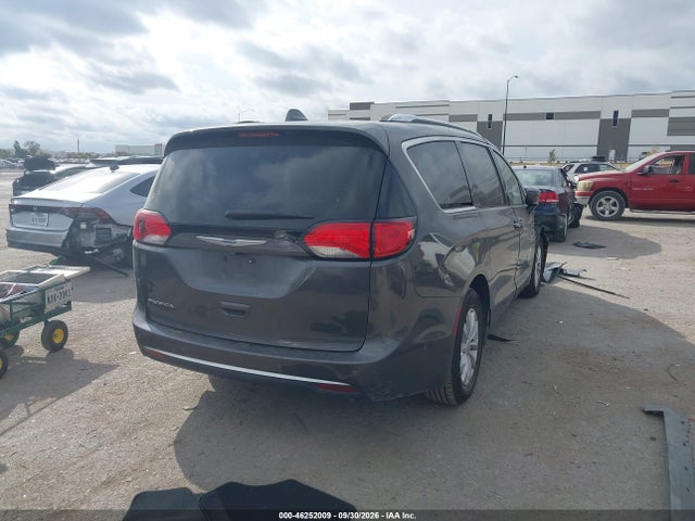 2018 CHRYSLER PACIFICA TOURING L 4
