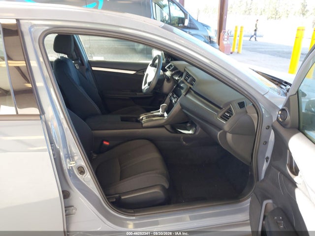 2018 HONDA CIVIC EX 5