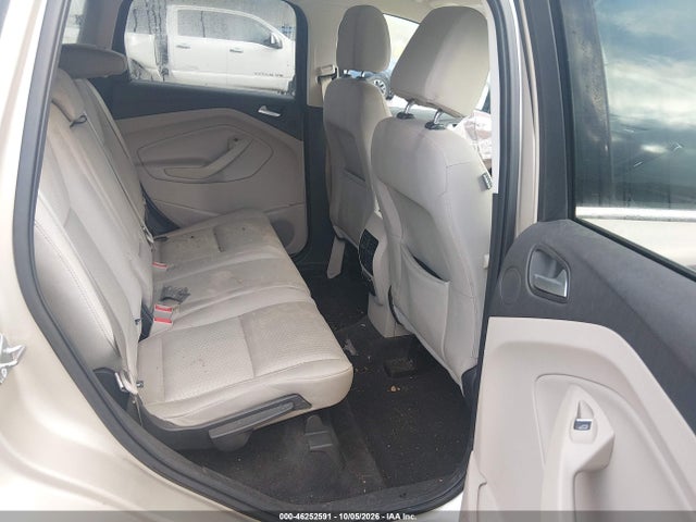 2017 FORD ESCAPE SE 8