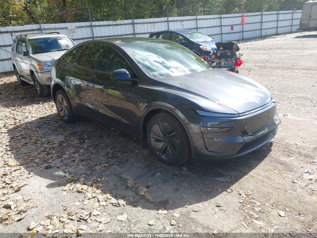 2026 TESLA MODEL Y PREMIUM REAR-WHEEL DRIVE/REAR-WHEEL DRIVE