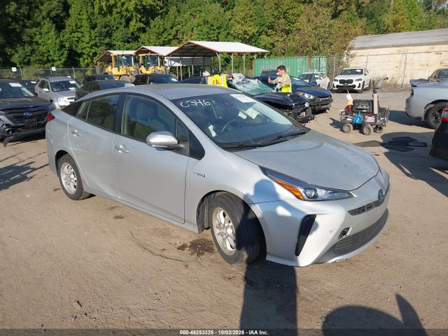 2021 TOYOTA PRIUS LE