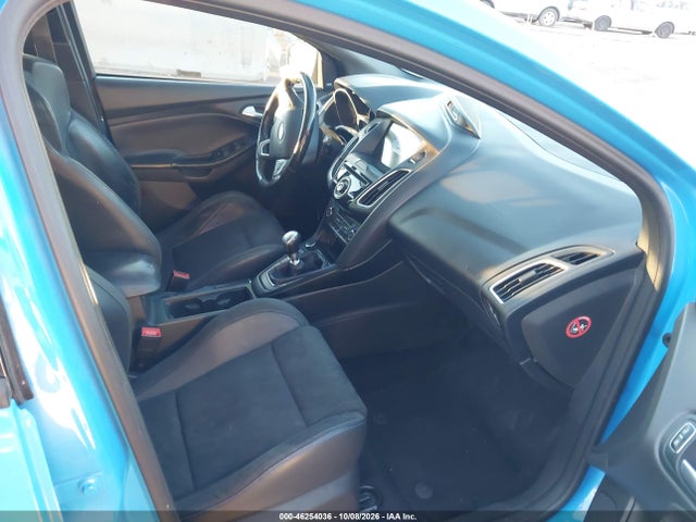 2017 FORD FOCUS RS 5