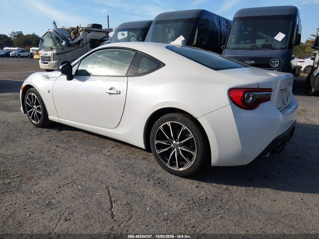 2017 TOYOTA 86 3