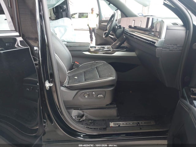 2025 CADILLAC ESCALADE PREMIUM LUXURY 5