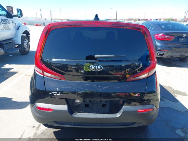 2020 KIA SOUL S 16