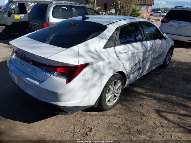 2022 HYUNDAI ELANTRA SEL 4