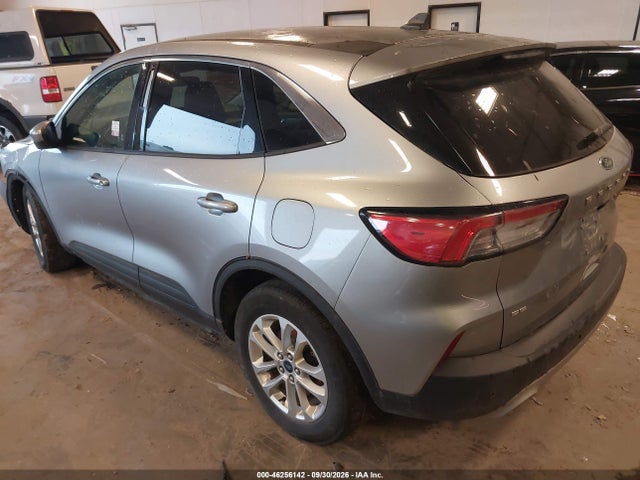 2021 FORD ESCAPE SE 3