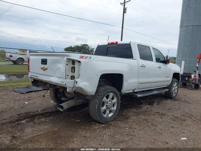2017 CHEVROLET SILVERADO 2500HD LTZ 4