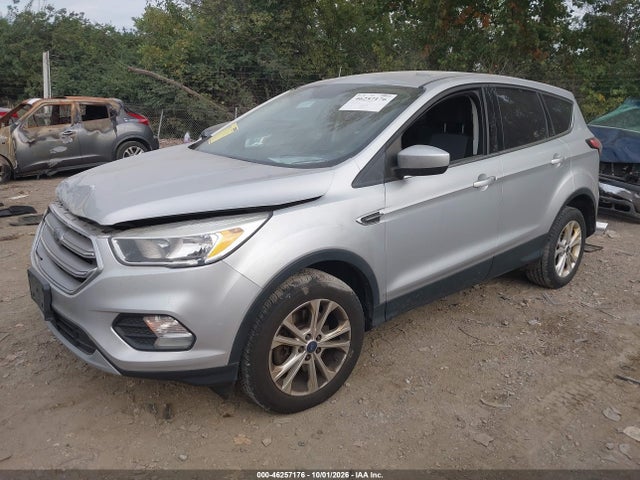 2017 FORD ESCAPE SE 2