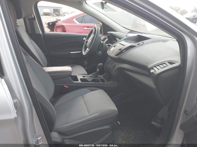 2017 FORD ESCAPE SE 5