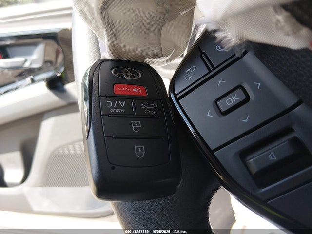 2025 TOYOTA BZ4X XLE 11