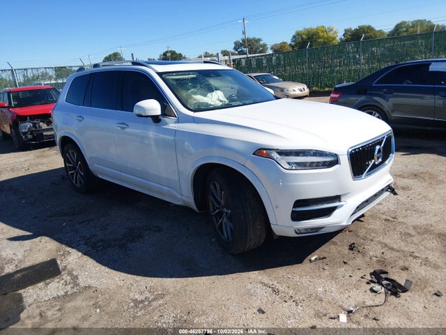 2017 VOLVO XC90 T6 MOMENTUM