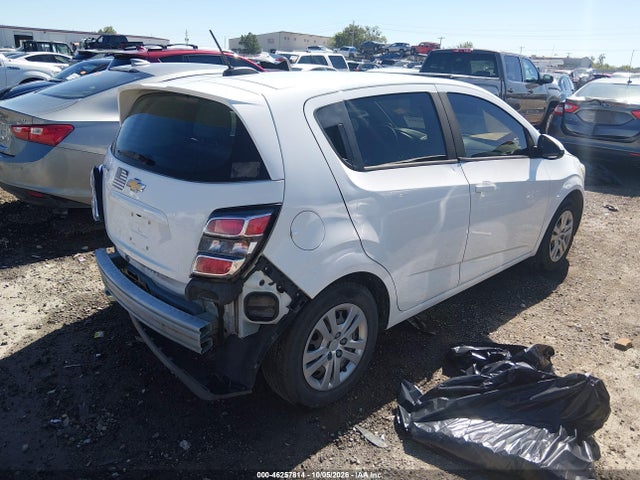 2017 CHEVROLET SONIC LT AUTO 4