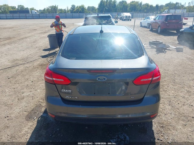 2017 FORD FOCUS SE 16