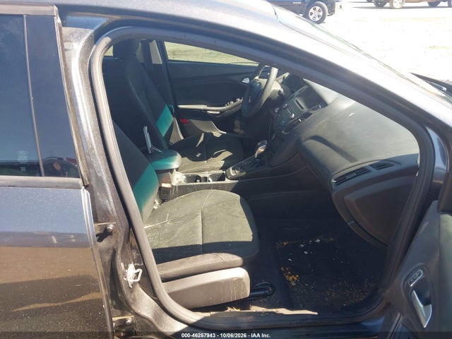 2017 FORD FOCUS SE 5