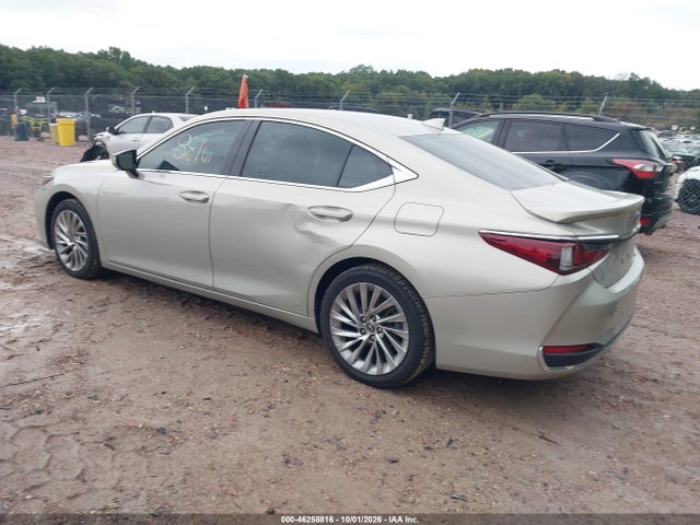 2021 LEXUS ES 300H LUXURY 3