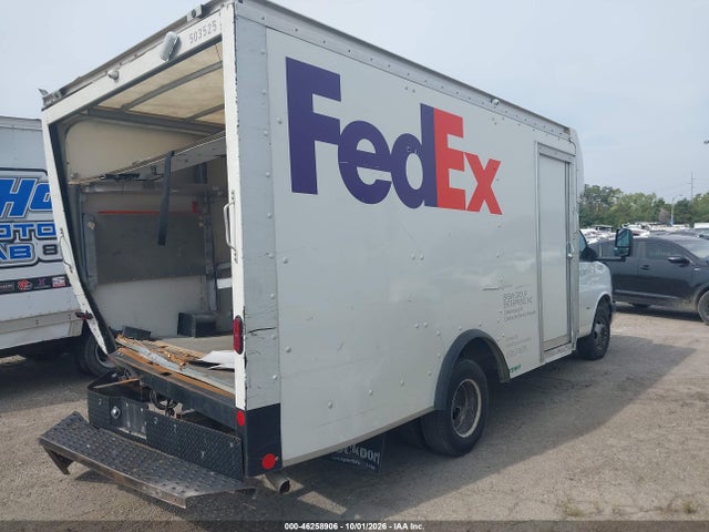 2022 CHEVROLET EXPRESS CUTAWAY WORK VAN 4