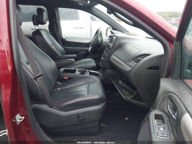 2017 DODGE GRAND CARAVAN GT 5