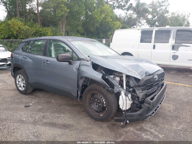 2026 TOYOTA COROLLA CROSS L 18