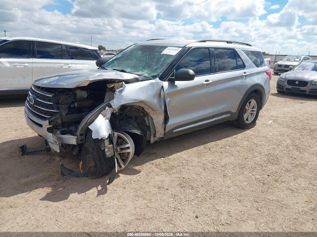 2022 FORD EXPLORER XLT 2