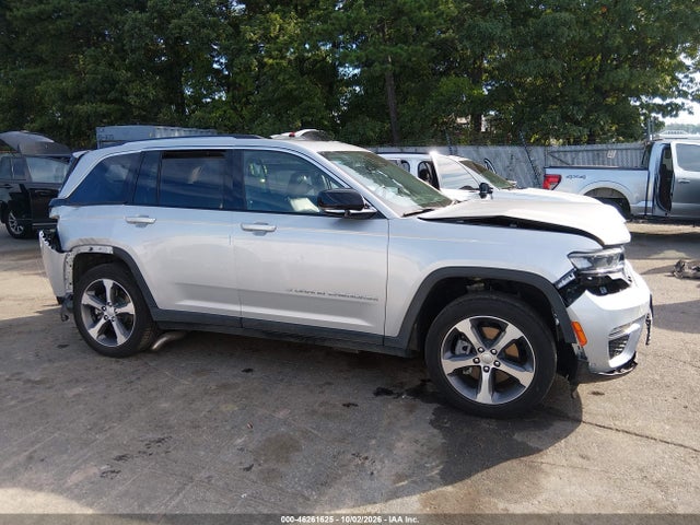 2023 JEEP GRAND CHEROKEE 4XE 12