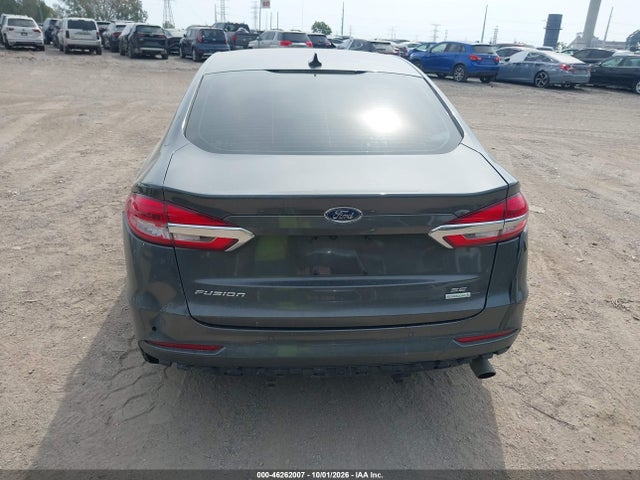 2020 FORD FUSION SE 16
