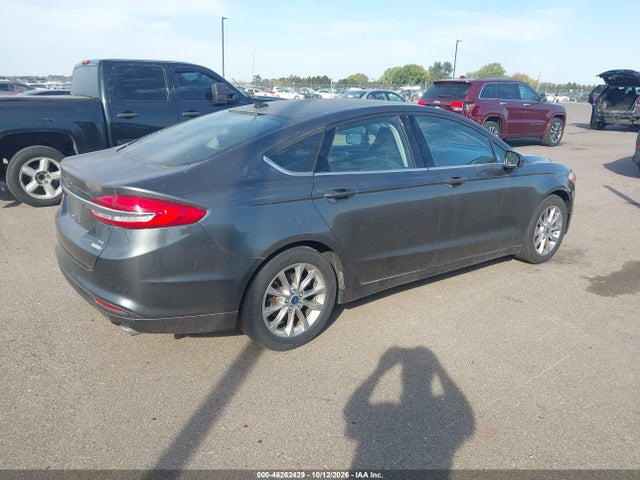 2017 FORD FUSION SE 4