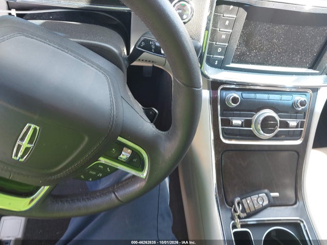 2020 LINCOLN CONTINENTAL STANDARD 11