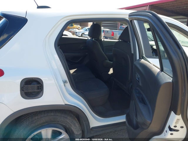 2018 CHEVROLET TRAX LS 8