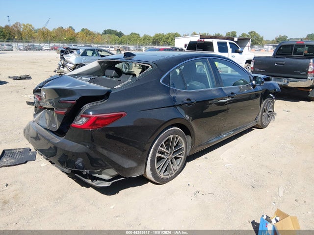 2025 TOYOTA CAMRY XLE 4
