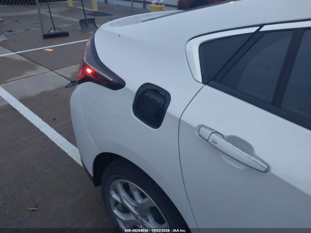 2017 CHEVROLET VOLT PREMIER 6