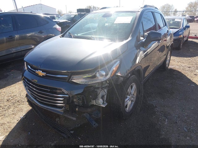 2017 CHEVROLET TRAX LT 2