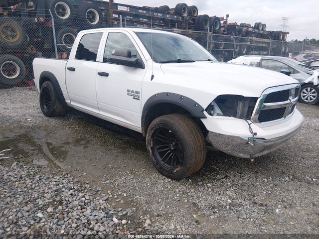2023 RAM 1500 CLASSIC SLT 4X4 5'7 BOX
